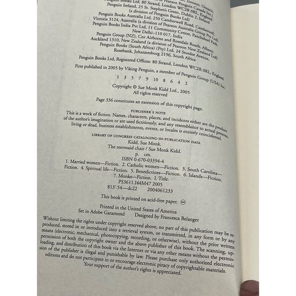 The Mermaid Chair a novel by Sue Monk Kidd Book 2005 Viking Penquin READ - Picture 4 of 6